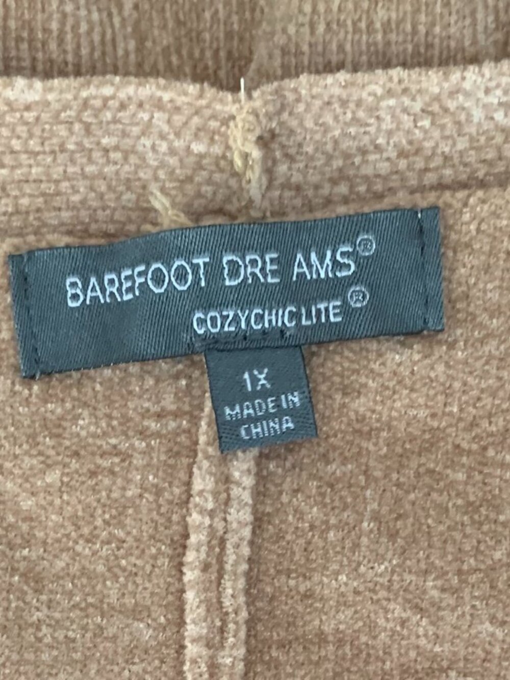 Barefoot Dreams CozyChic Lite Oversized Tan Button-Up Cardigan 1X EUC - Picture 11 of 12